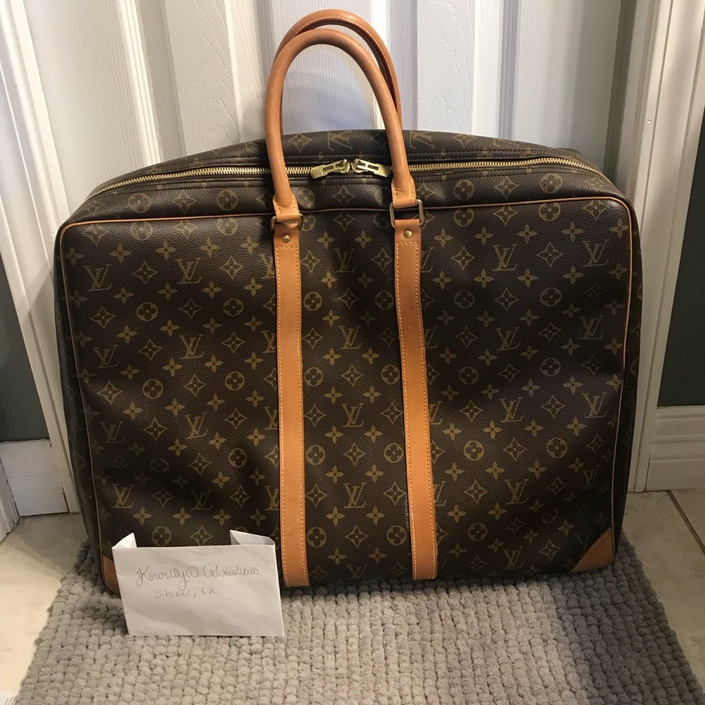 EUC Authentic Louis Vuitton Sirius 55 Suitcase